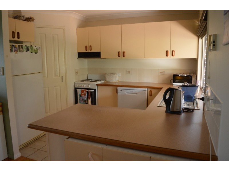 141 Lakes Drive, Laidley Heights QLD 4341