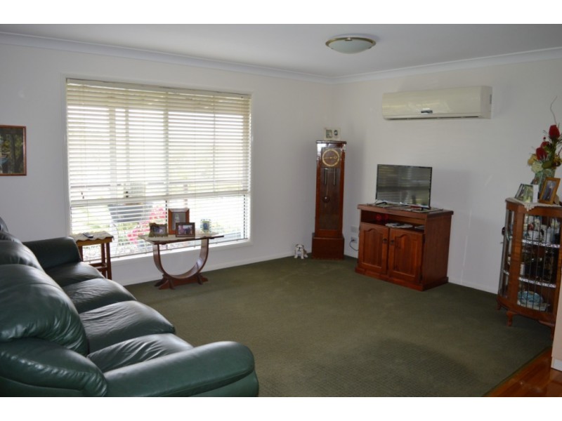 141 Lakes Drive, Laidley Heights QLD 4341