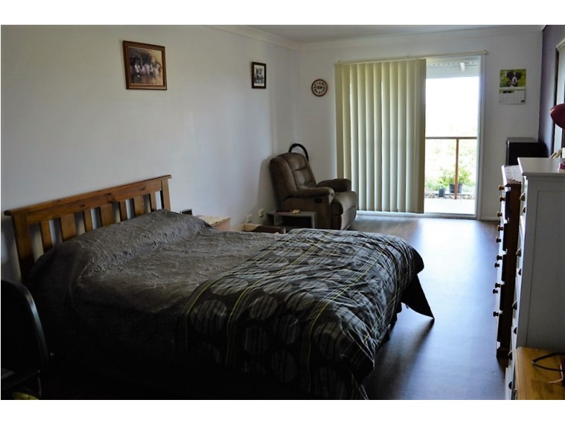 141 Lakes Drive, Laidley Heights QLD 4341