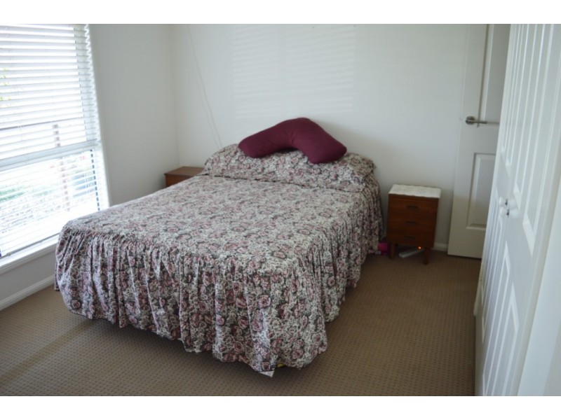 141 Lakes Drive, Laidley Heights QLD 4341