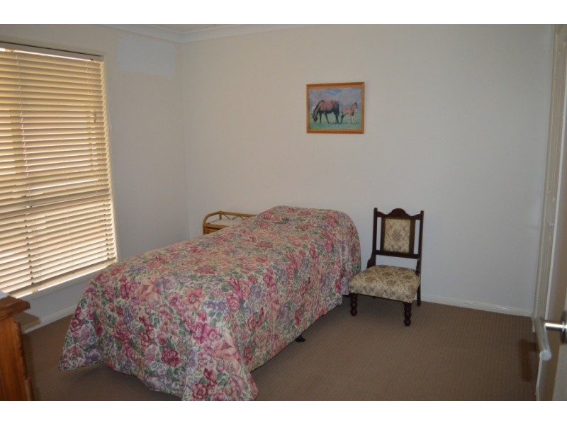 141 Lakes Drive, Laidley Heights QLD 4341