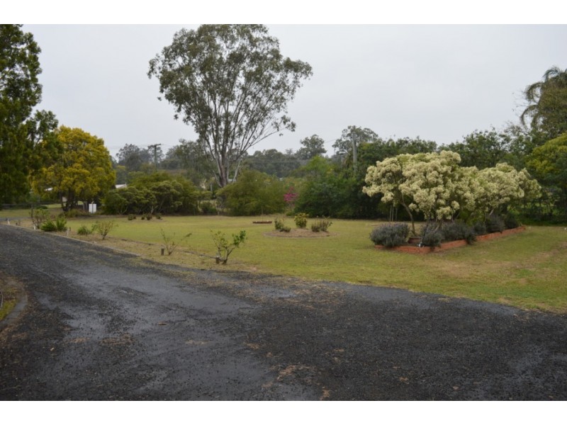 7 Ward Ct, Laidley QLD 4341