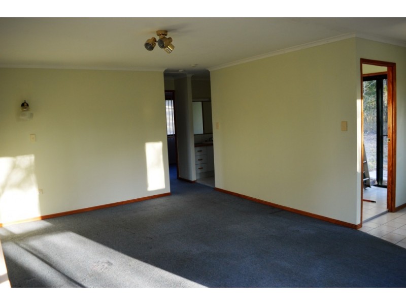 2 Anthony Court, Summerholm QLD 4341