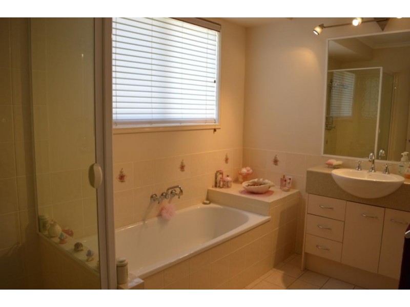 10 Bushman, Plainland QLD 4341