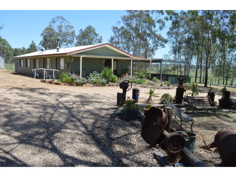 18 Beames Dr, Laidley South QLD 4341
