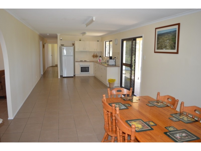 18 Beames Dr, Laidley South QLD 4341