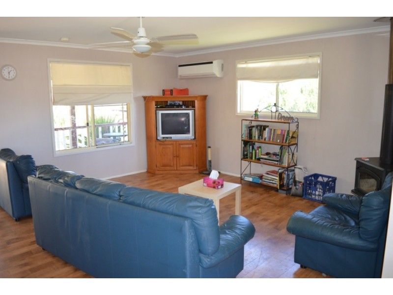 31 Heron St, Laidley Heights QLD 4341