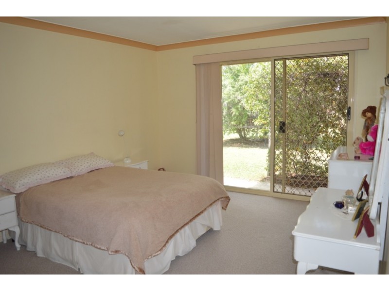 16 Stieler Drive, Plainland QLD 4341