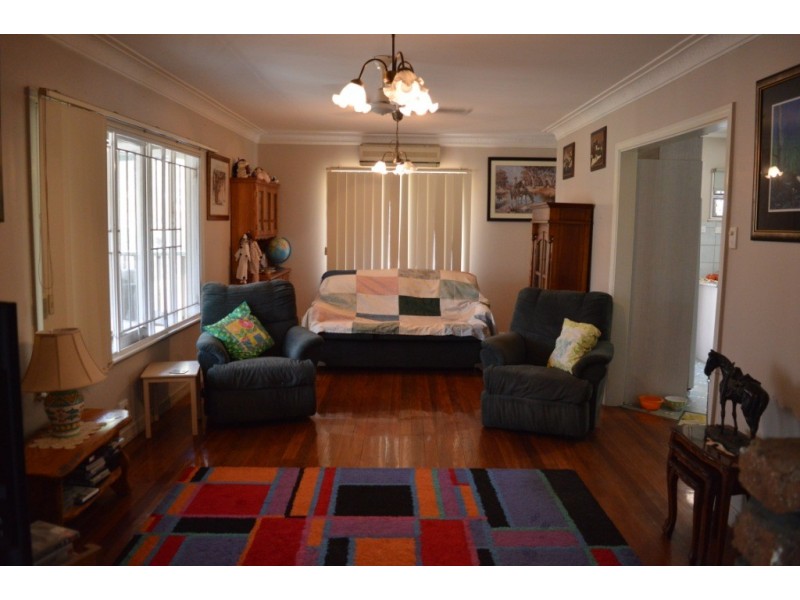 24 Laurette, Glenore Grove QLD 4342