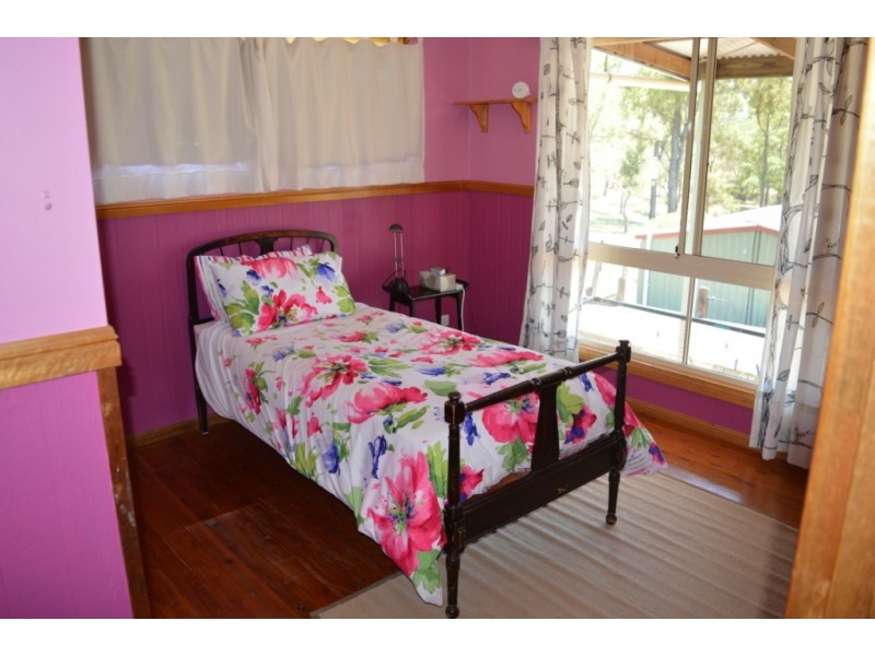 6 Old Toowoomba Road, Laidley Heights QLD 4341