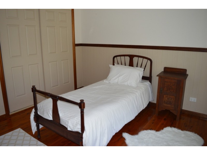 6 Old Toowoomba Road, Laidley Heights QLD 4341