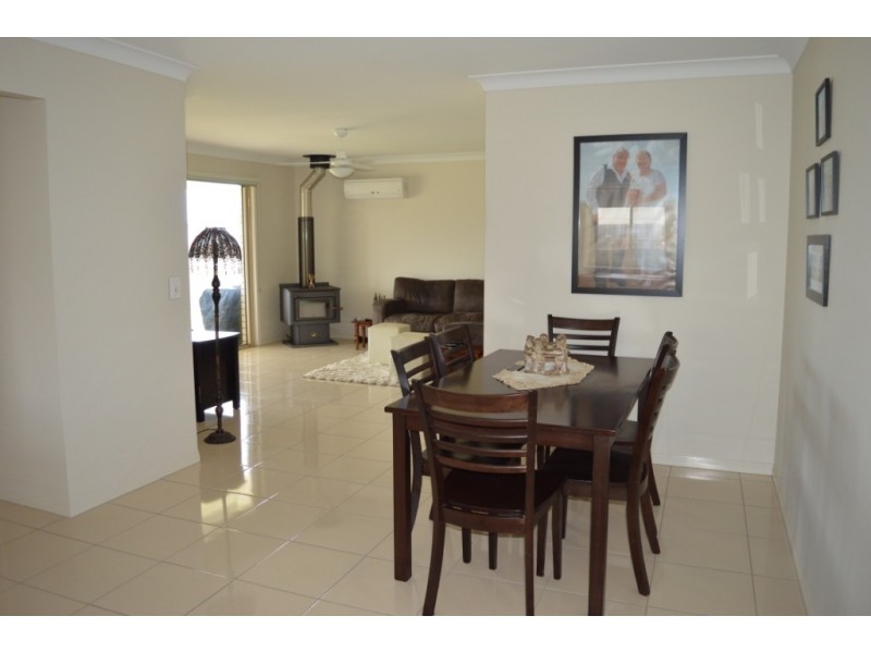 20 Lawson Crescent, Laidley QLD 4341