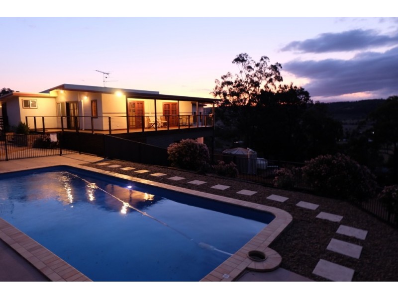 15 Anthony Court, Summerholm QLD 4341