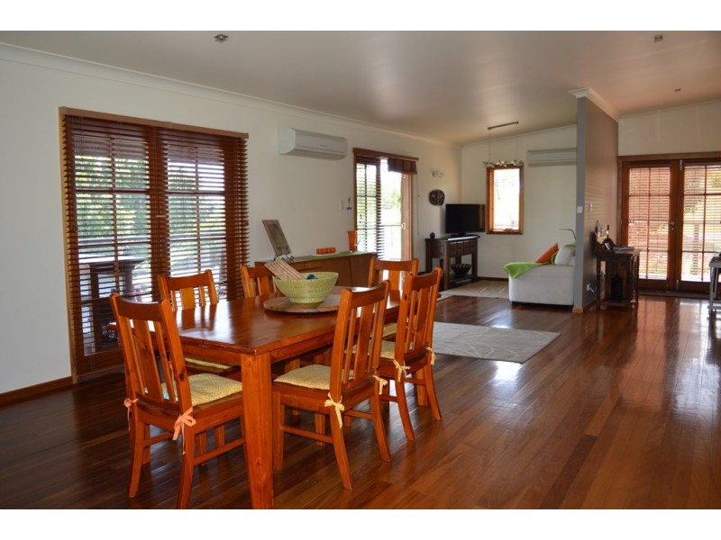 15 Anthony Court, Summerholm QLD 4341