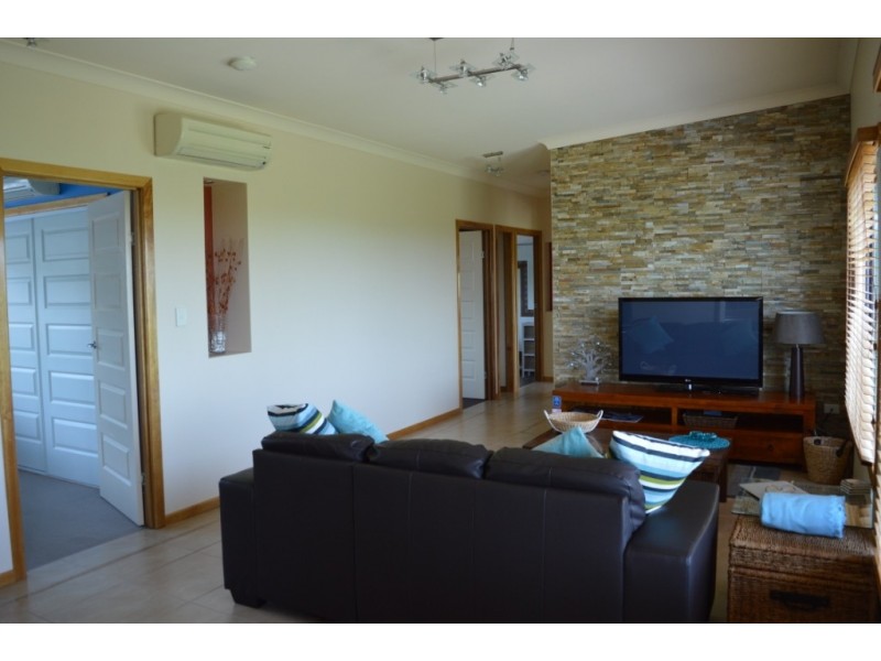 15 Anthony Court, Summerholm QLD 4341