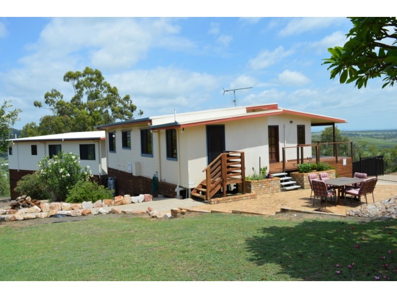 15 Anthony Court, Summerholm QLD 4341