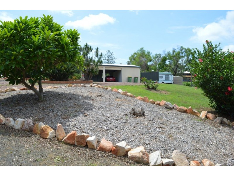 15 Anthony Court, Summerholm QLD 4341