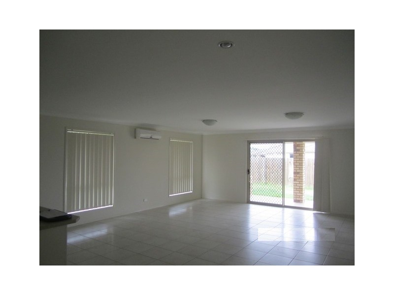 4 Bottlebrush Pl, Laidley QLD 4341