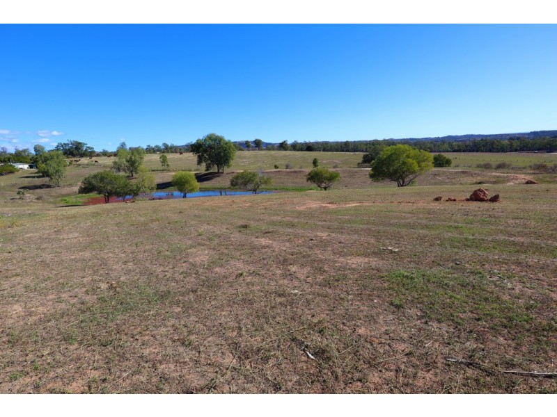 2 Fantail Dr, Laidley Heights QLD 4341