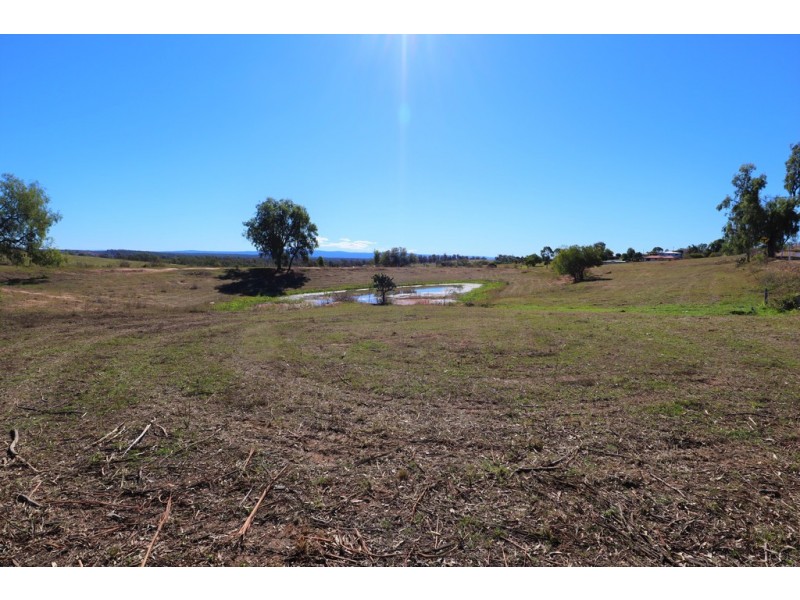 2 Fantail Dr, Laidley Heights QLD 4341