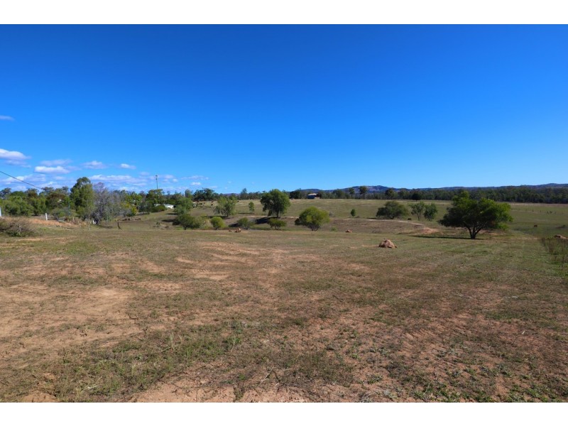 2 Fantail Dr, Laidley Heights QLD 4341