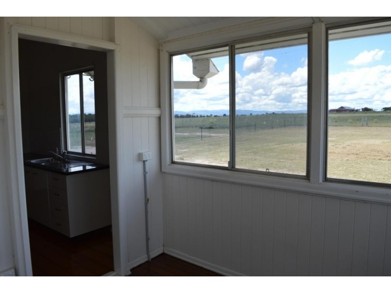 204 Watsons Road, Mount Tarampa QLD 4311