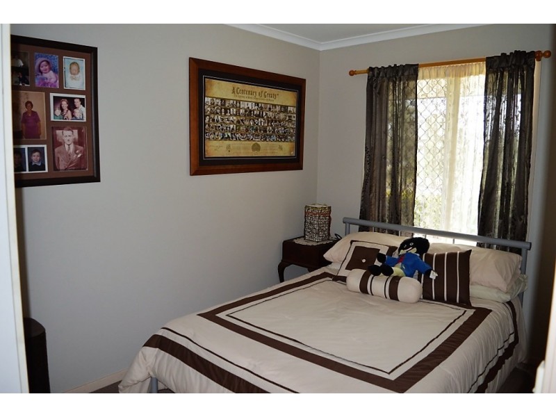 193 Lakes Drive, Laidley Heights QLD 4341