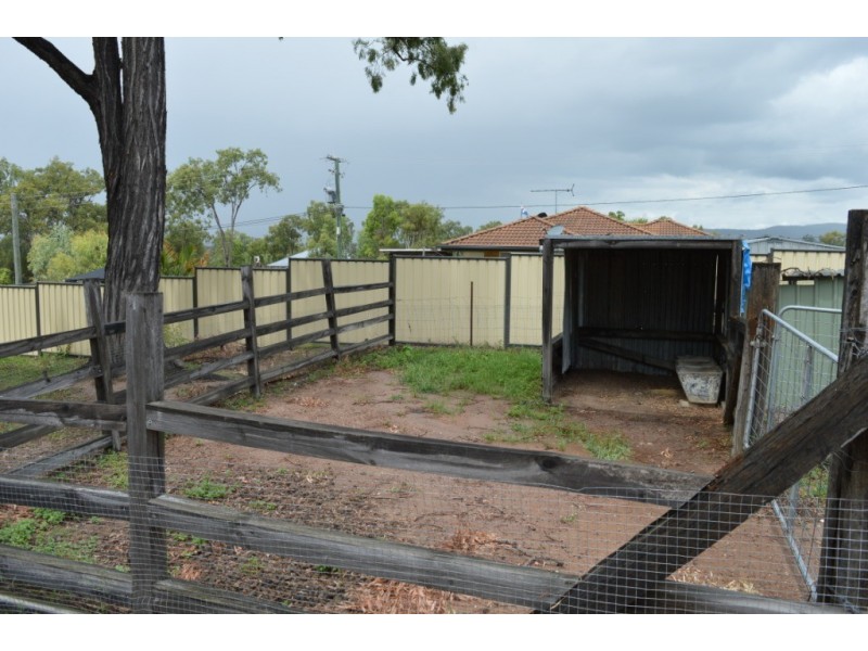 193 Lakes Drive, Laidley Heights QLD 4341