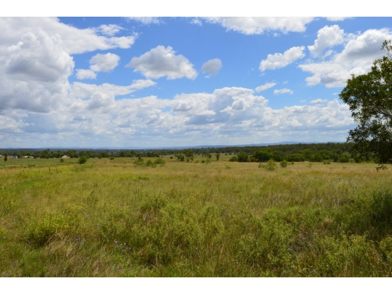 18 Laidley-Plainland Road, Plainland QLD 4341