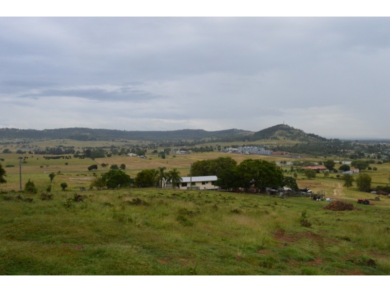 99 Zischke Road, Regency Downs QLD 4341