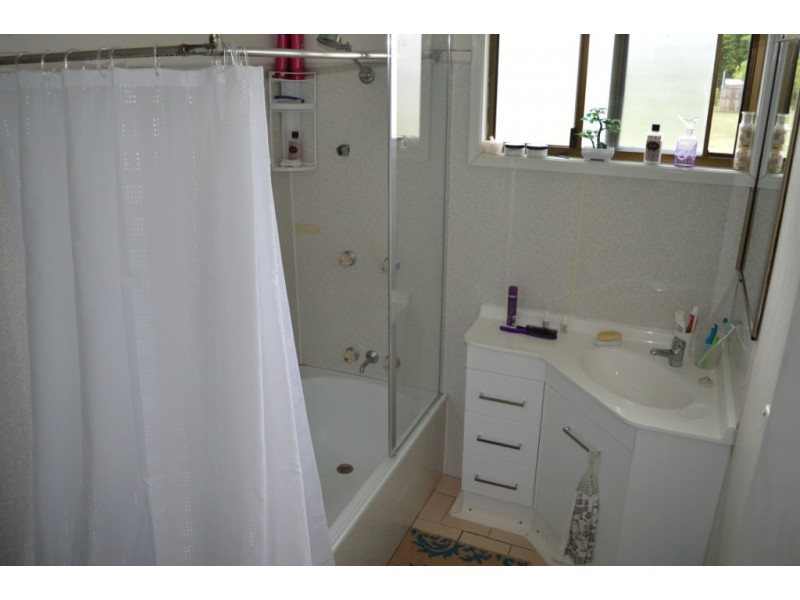 106 Cooper Street, Laidley QLD 4341