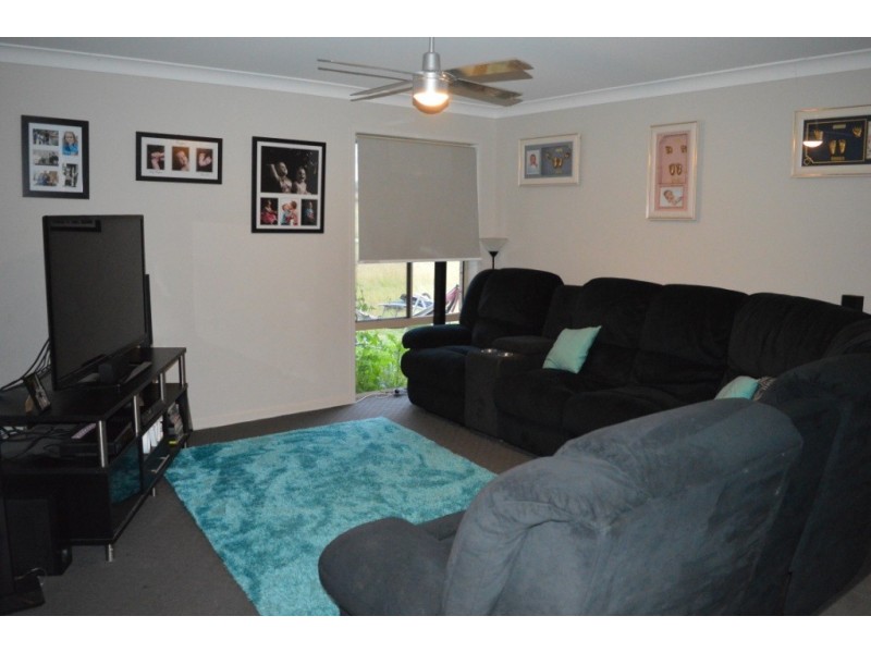 6 Cricklewood Crt, Plainland QLD 4341