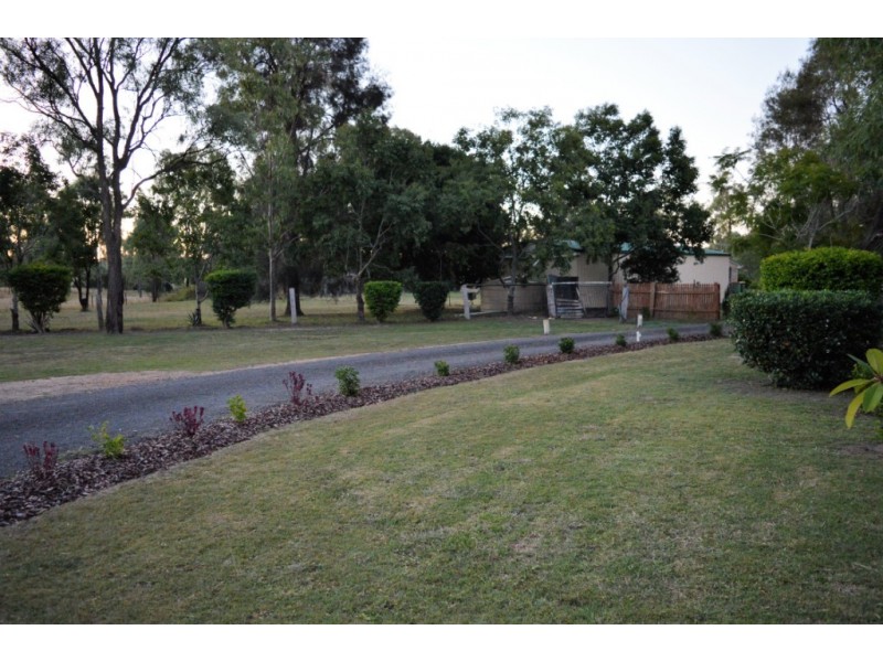 7 Johnson Dr, Lockrose QLD 4342