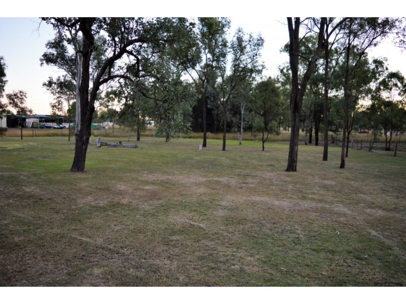 7 Johnson Dr, Lockrose QLD 4342