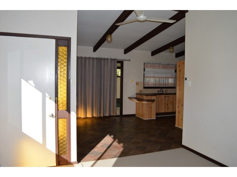 9 Winston St, Laidley QLD 4341