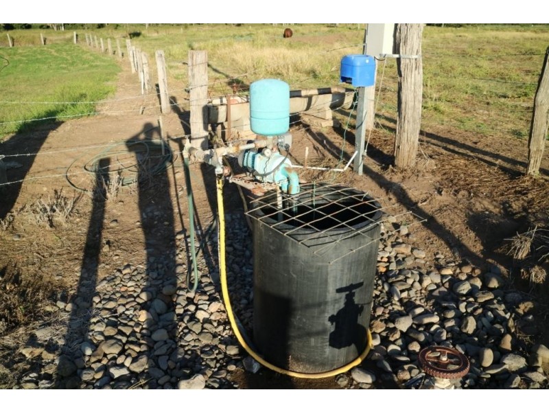 2072 Mt Sylvia Rd, Woodbine QLD 4343