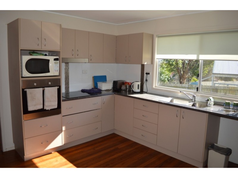 27A Summer St, Laidley QLD 4341