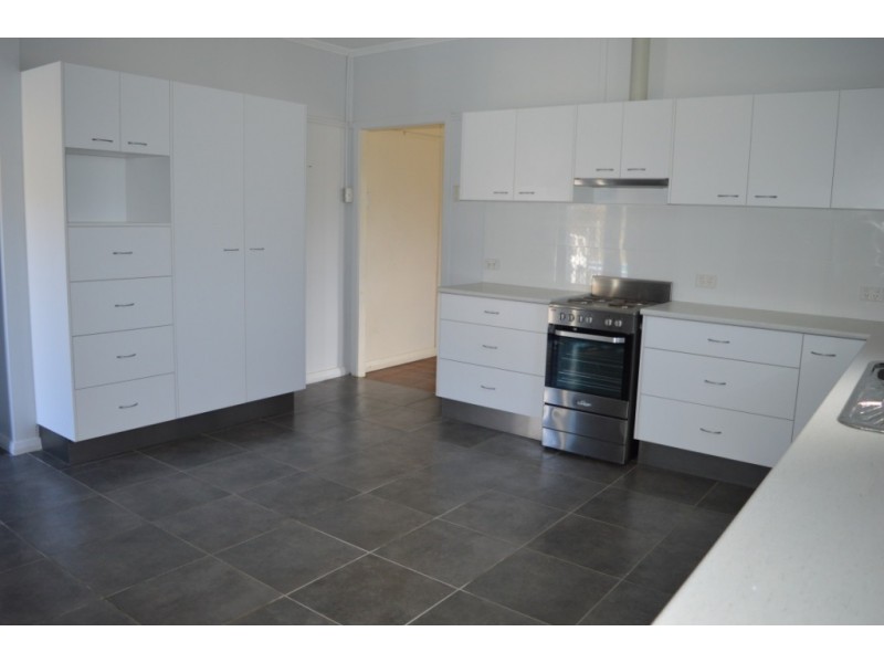 26 Donaldson Rd, Plainland QLD 4341