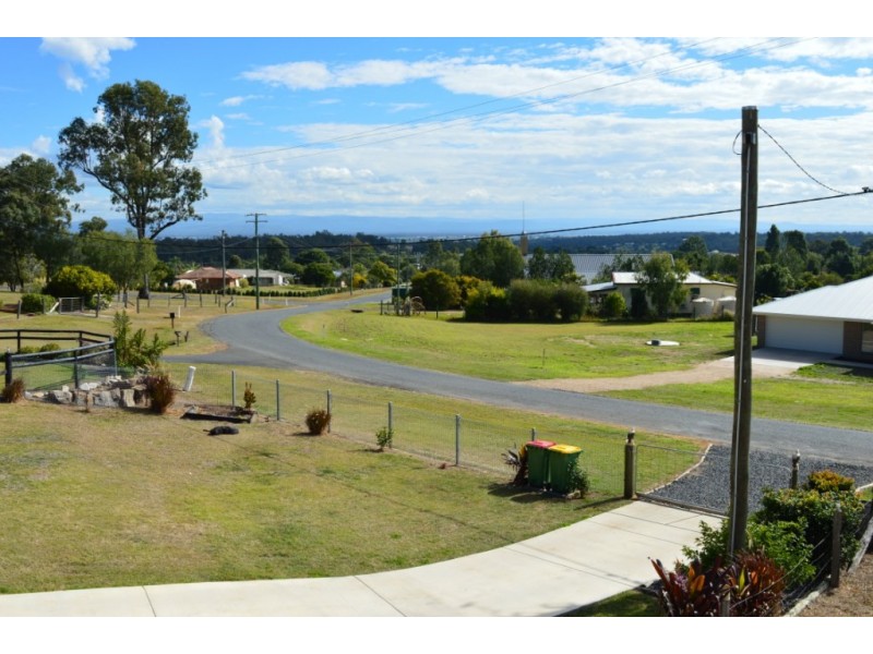 26 Donaldson Rd, Plainland QLD 4341