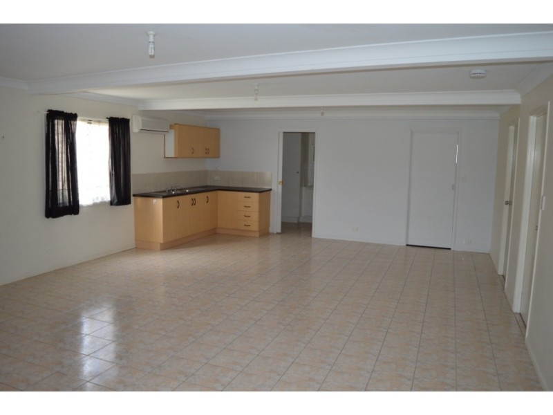 26 Donaldson Rd, Plainland QLD 4341