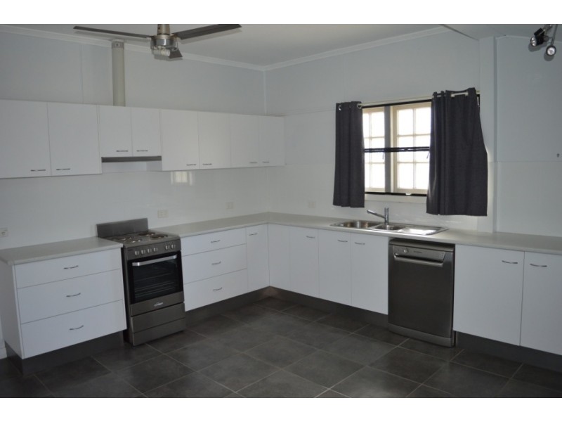 26 Donaldson Rd, Plainland QLD 4341