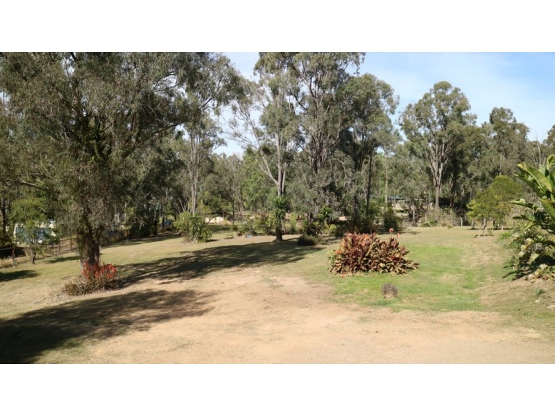 142 Lakes Drive, Laidley Heights QLD 4341