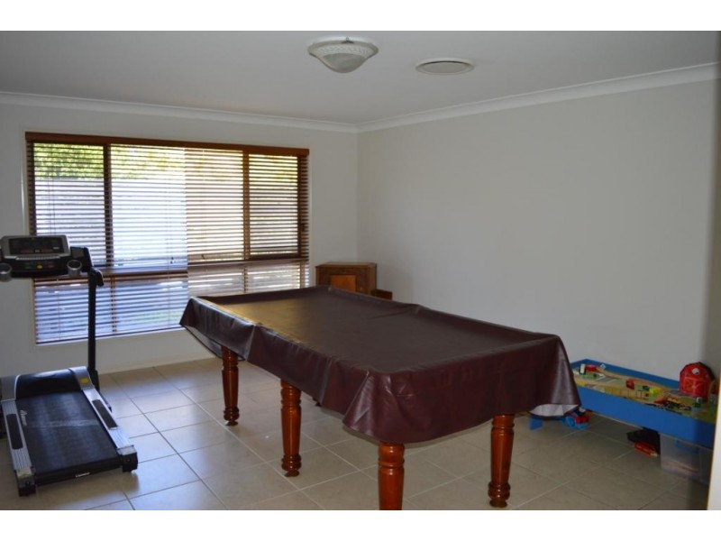7 Faith Ave, Plainland QLD 4341