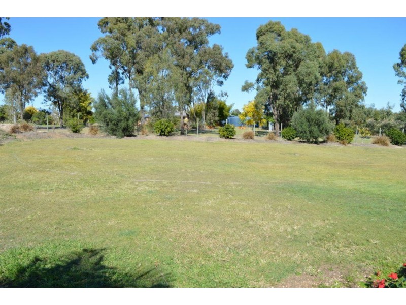 7 Faith Ave, Plainland QLD 4341