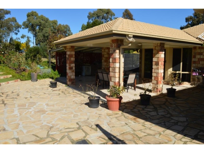 7 Faith Ave, Plainland QLD 4341