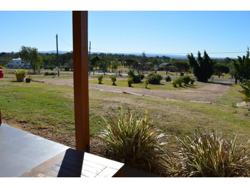 36 Edgerton Dr, Plainland QLD 4341