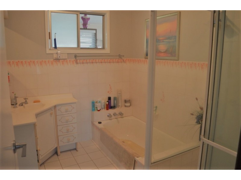 5 Taska Ave, Laidley QLD 4341