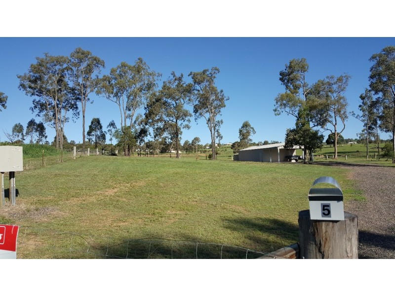 5 Sandy Crt, Laidley Heights QLD 4341