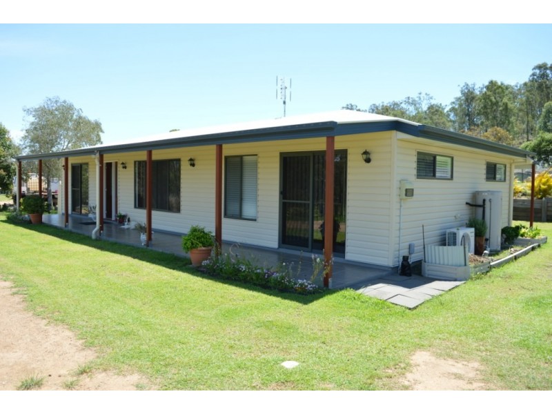 4 Beames Drive, Laidley South QLD 4341