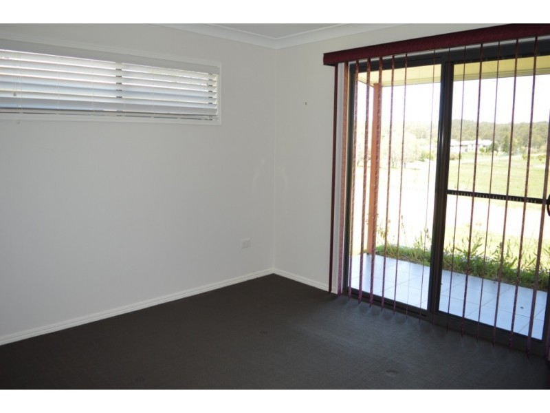 4 Beames Drive, Laidley South QLD 4341